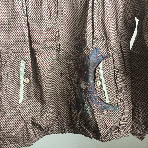  Hooded Jacket - Picture 5 of 8